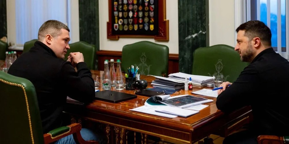 Володимир Зеленський під час вечірнього відеозвернення