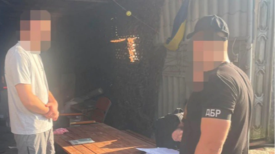 Ілюстративне фото пресслужби ДБР: матеріали справи щодо вибухівки.