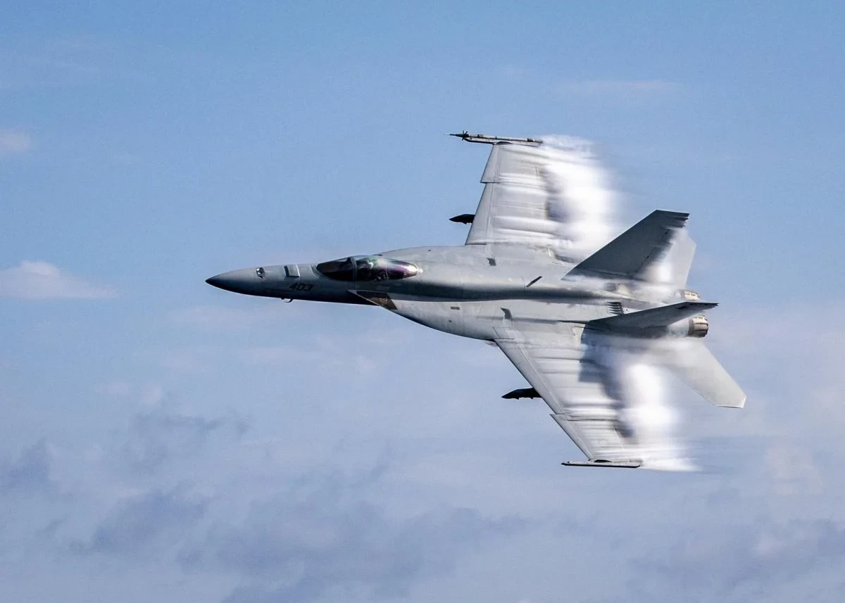 Іспанський F-18 у складі НАТО перехопив дрон: роль румунських посадовців