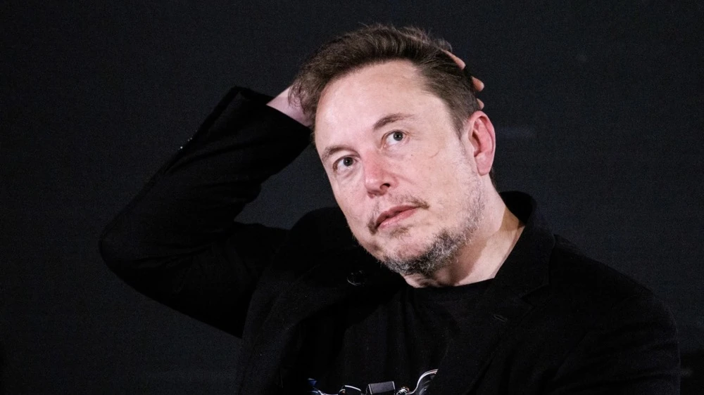FT: Маск готовий передати Starlink для ударів по Росії, але просить рішення Білого дому