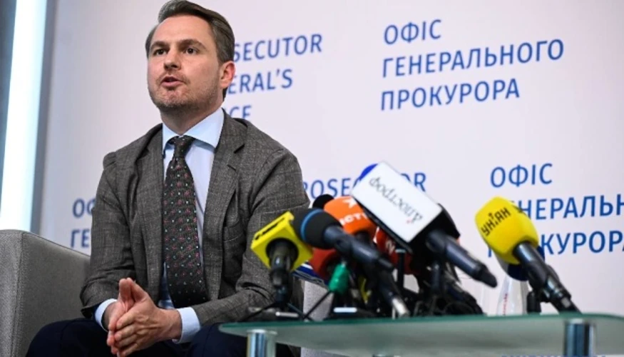 Коли і ким вирішується відставка Кравченка у Раді: ключові факти