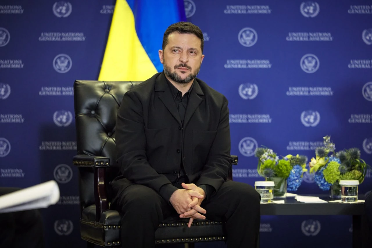 Володимир Зеленський під час брифінгу в Брюсселі