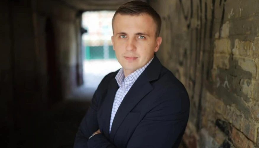 У Відні затримали журналіста-розслідувача Михайла Ткача під час редакційного завдання